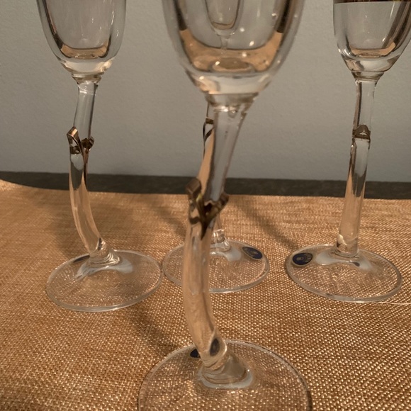 Bohemian Crystal Cordial Etched Gold Stemware - Picture 4 of 6
